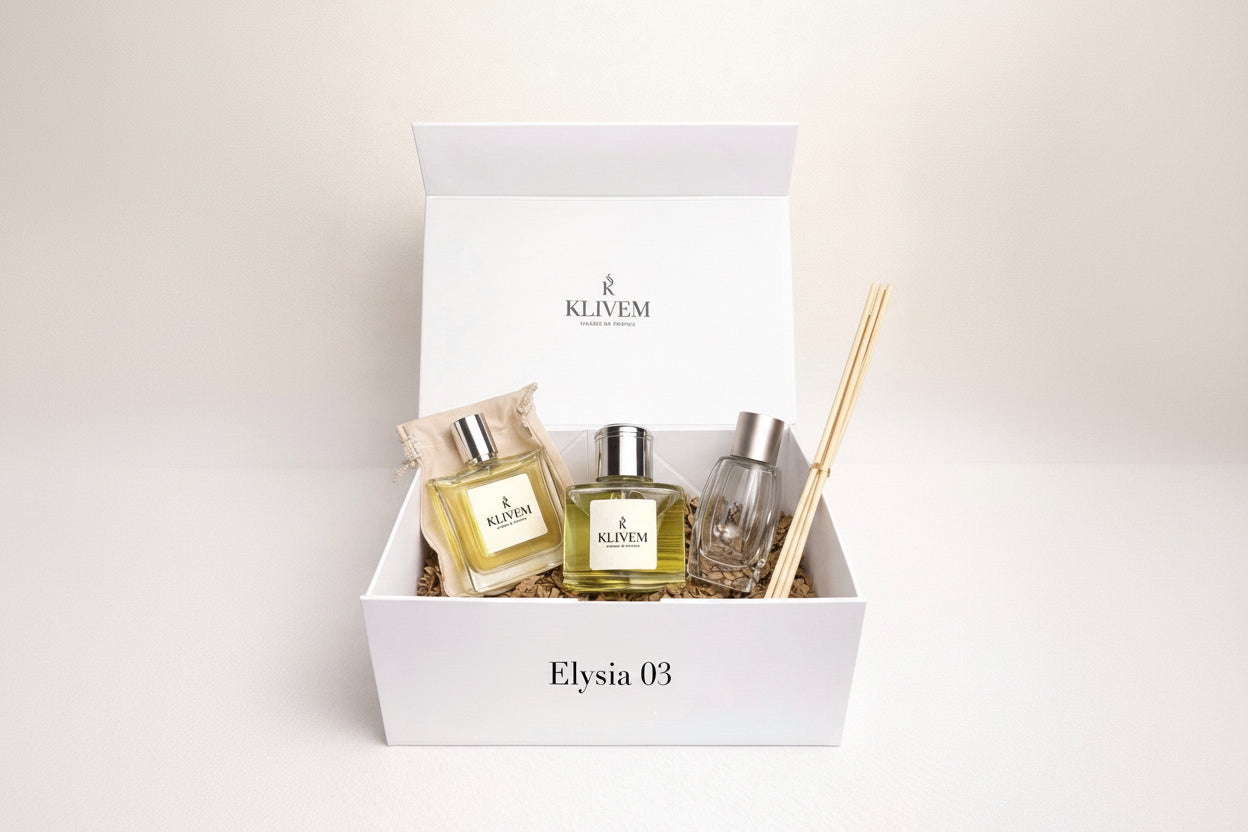 Elysia 03 - For Her