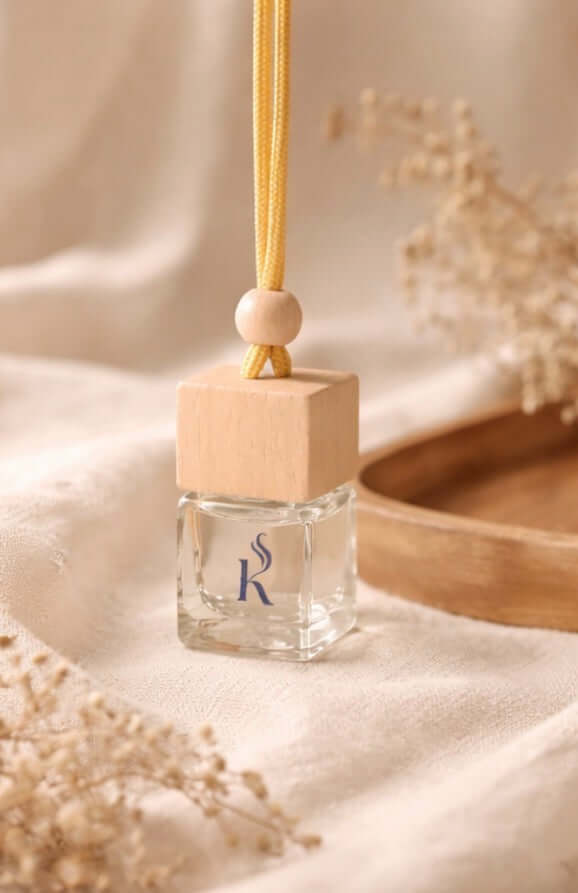 KLIVEM Luxury Car Diffuser in Refined Car Interior